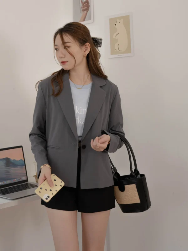My Daily Blazer - Image 3