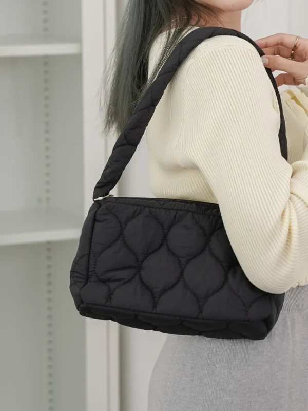 Your new pillow bag - Image 3