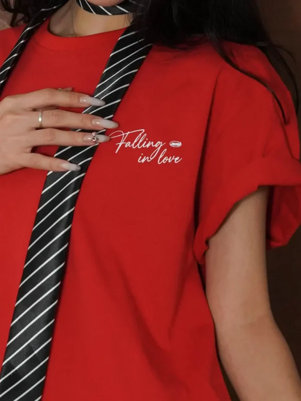 Falling in Love Oversize Tee - 图片 4