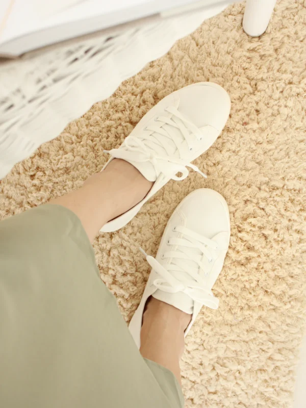 Minimal White Sneaker - Image 3